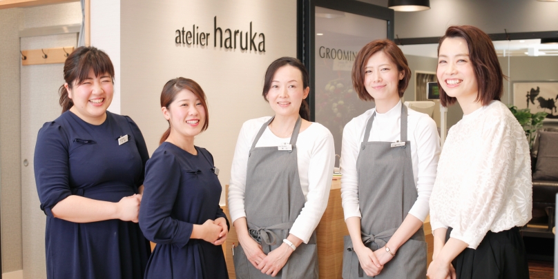 アトリエはるか 京王モールアネックス店/新宿の激戦区で、ママが活躍!土日・夜が忙しいアトリエはるかの取り組みとは?