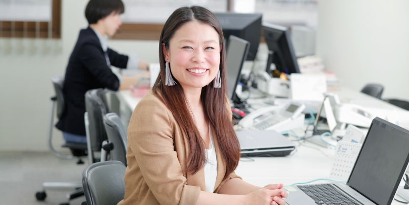 高澤喬子さん/全国400名のトップに立つアーティストが、指導者に。体当たりでいくつもの壁を越えた彼女の道のりとは?