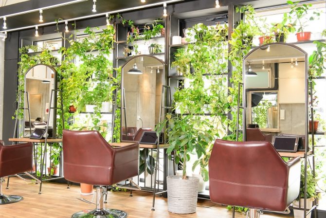 【横浜】マンツーマン接客の丁寧なカウンセリング！口コミ件数2,300件超。