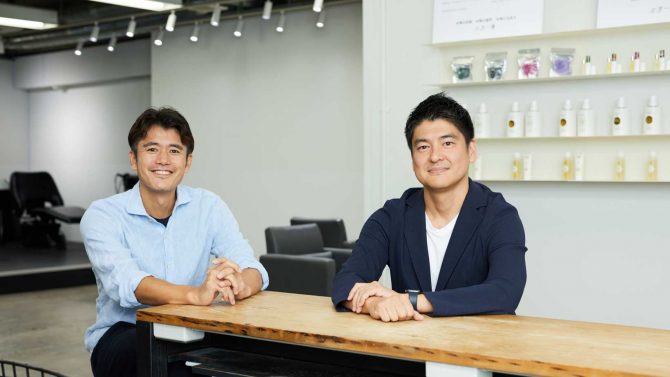 uka 小笹 和洋・松岡 大介／ネイルオイルや頭皮ブラシが大ヒット。サロン発のプロダクトが持つ強みとは。